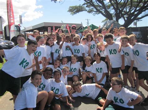 Year 6KO entertains at Cairns... - Whitfield State School