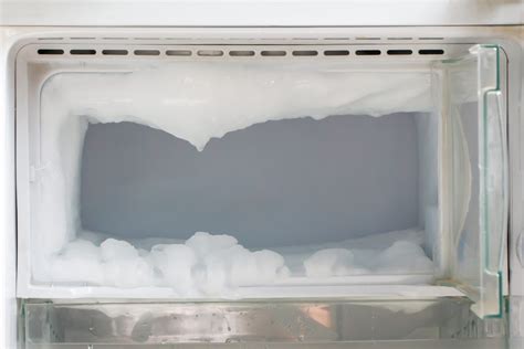 How to Defrost a Freezer in 2024 | Freezer-Defrosting Tips