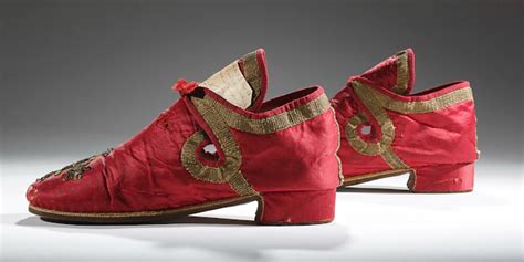 The History and Symbolism of the Pope's Red Shoes ~ Liturgical Arts Journal