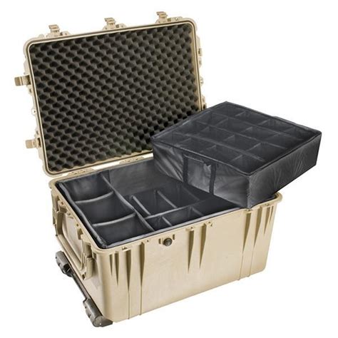 Pelican 1660 Case - With Padded Divider Set