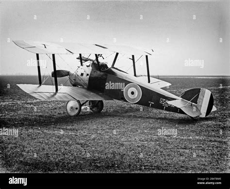 Royal flying corps 1917 plane Black and White Stock Photos & Images - Alamy