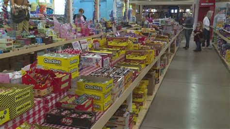 Minnesota's Largest Candy Store opens | kare11.com