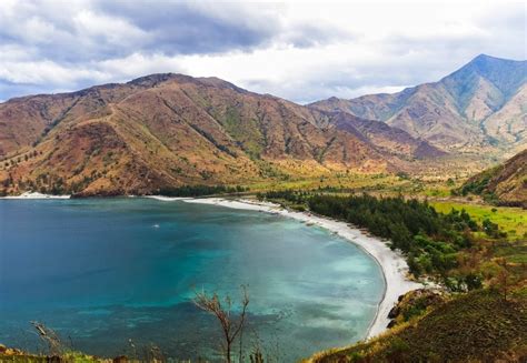 Top 10 Most Beautiful Beaches and Island in Zambales (Philippines ...