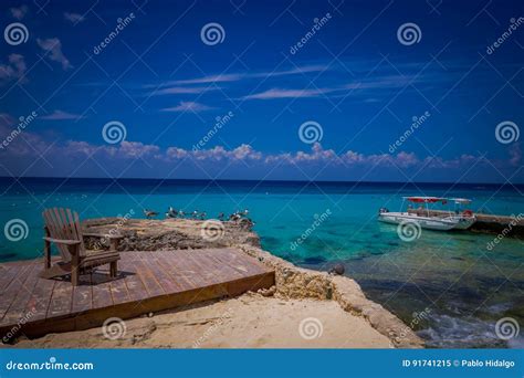 COZUMEL, MEXICO - MARCH 23, 2017: Beautiful Vacation in Cozumel with Natural View, Yachts ...