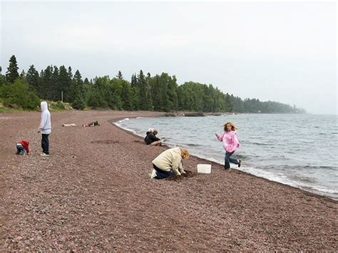 Agate Beaches Minnesota | SuperiorTrails