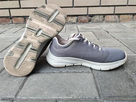 Skechers Arch Fit Review, Facts, Comparison | RunRepeat