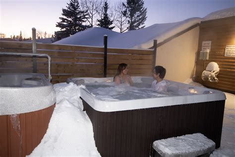 Hawood Inn Waskesiu | Book a Room | Hotel Waskesiu | Accommodation Waskesiu