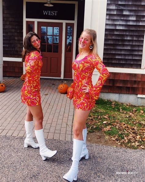 12 Best 70s Halloween Costume Ideas That Are So Groovy - Inspired Beauty