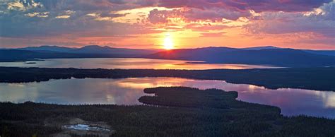 Midnight sun in the Arctic Circle, Swedish Lapland – scandinavia