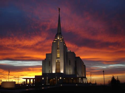 Rexburg Idaho Temple Photograph Gallery | ChurchofJesusChristTemples.org