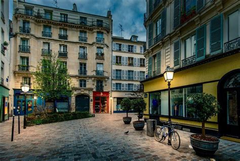 8 Must-See Paris Neighborhoods and How To Visit – Paris Trip Ideas ...