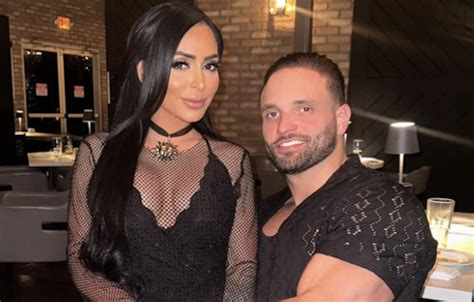 ‘Jersey Shore Family Vacation’ Star Angelina Pivarnick Gets Engaged to ...