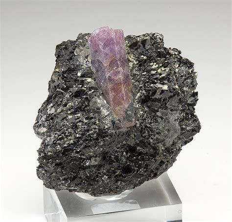 Corundum - Minerals For Sale - #8033192