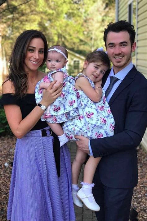 Kevin Jonas and Daughters Alena and Valentina Are the Cutest Trio ...