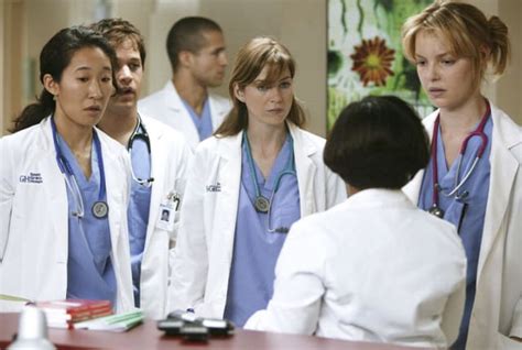 Watch Grey's Anatomy Season 1 Episode 1 Online - TV Fanatic