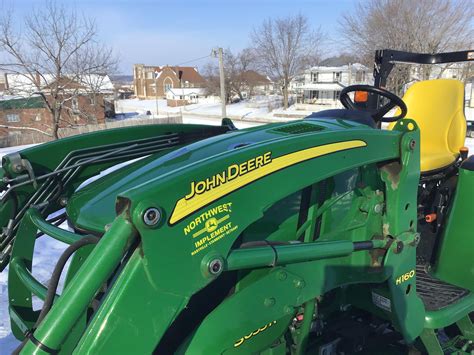 2015 John Deere 3033R MWFD Utility Tractor W/Loader, Bucket ...