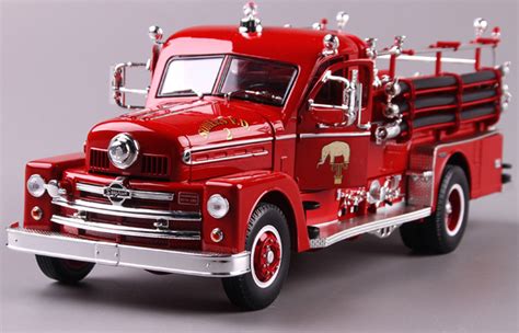 1/24 Scale Truck Diecast Model Lucky-Diecast 20168, 1958 SEAGRAVE MODEL ...