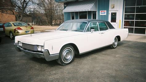 Lincoln Continental Used By Martin Luther King Jr. Left To Ruin