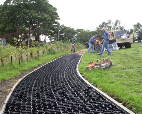 Recycled Plastic Grid for Sustainable Landscaping