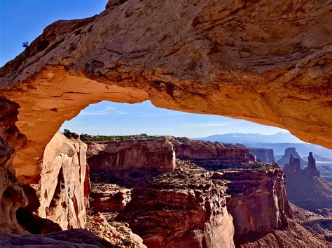 The Mesa Arch in Canyonlands National Park, UT. [4032x3024] : r/EarthPorn