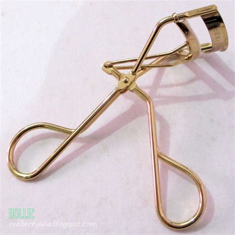 Random Beauty by Hollie: Shu Uemura Eyelash Curler in Gold Review