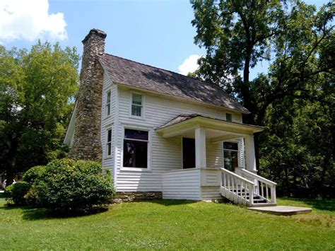 Laura Ingalls Wilder Historic Home and Museum, Mansfield MO, USA | Beyond the Lamp Post ...