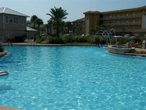 Beach Condos in Destin » Best Pool In Destin