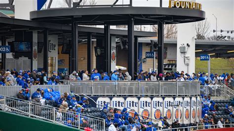 Miller Lite Fountain Bar Deck | Kansas City Royals