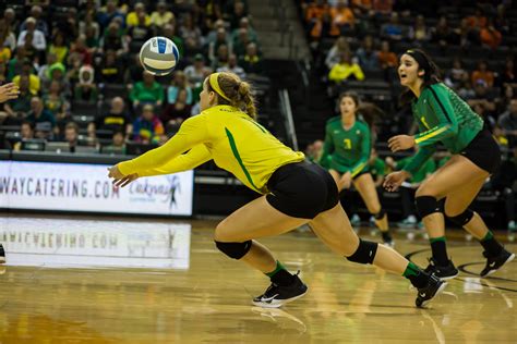 PHOTO GALLERY: Oregon vs. Oregon State Volleyball | KVAL