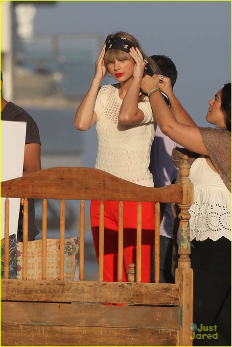 Taylor Swift: Beach Shoot Beauty | Photo 484403 - Photo Gallery | Just Jared Jr.
