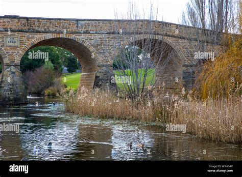 Richmond Tasmania, historic heritage arch bridge in Richmond and ...