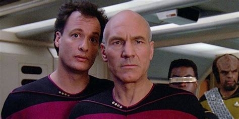 Star Trek: Picard Could Finally Explain Why Q Fears Guinan