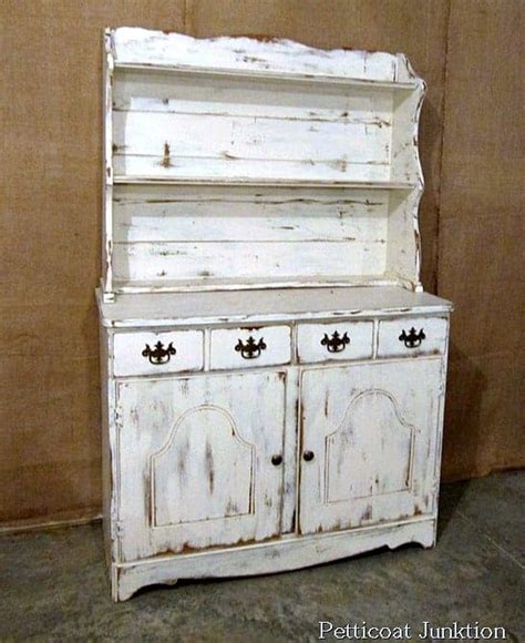 How To Paint Furniture Distressed White | online information