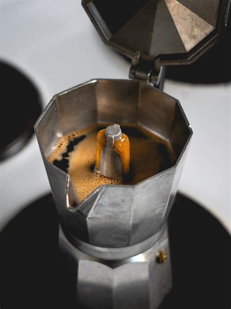 9 Best Stovetop (Moka Pot) Espresso Makers Reviewed | Crazy Coffee Crave