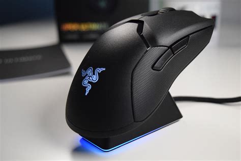 Présentation de la souris Razer Viper Ultimate | NationHive