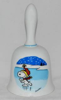 Vintage 1982 Peanuts Christmas Bell By Schmid Featuring Sn… | Flickr