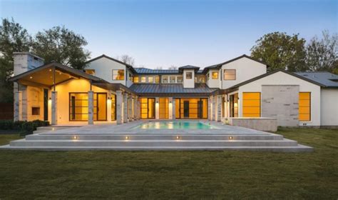 $3.695 Million Newly Built Contemporary Home In Dallas, TX - Homes of the Rich