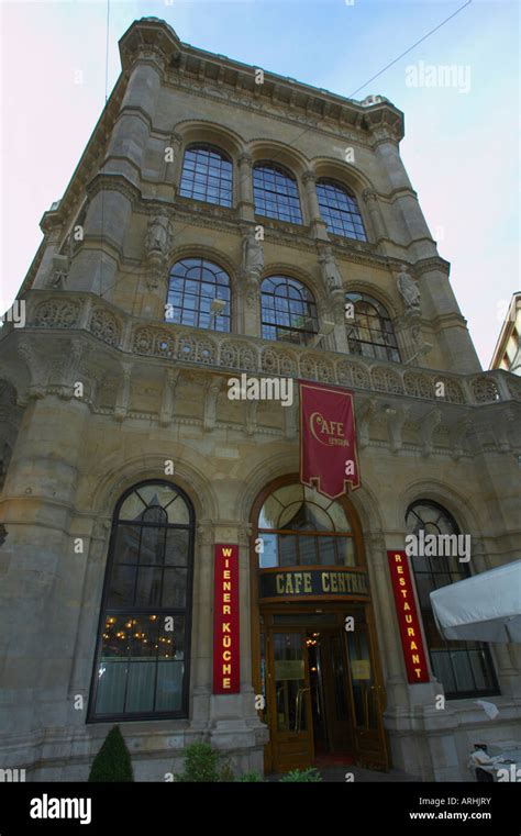 A Building in Vienna, Austria Stock Photo - Alamy