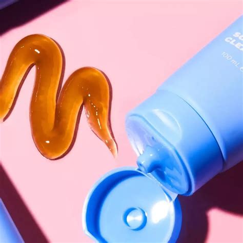 The 9 Best Face Massagers For A Glowing Complexion