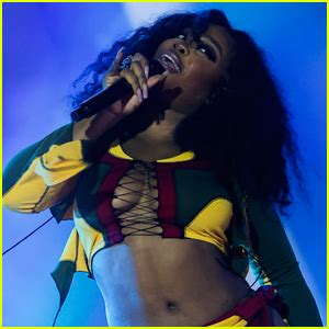 SZA Explains Why She’s ‘Really Sad’ to Be in London, & It Involves Her ...