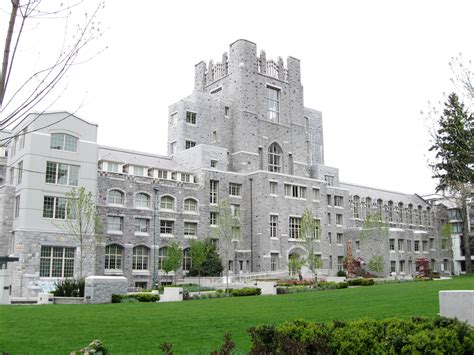 Universidades e Colleges em Vancouver - Custo e diferenças