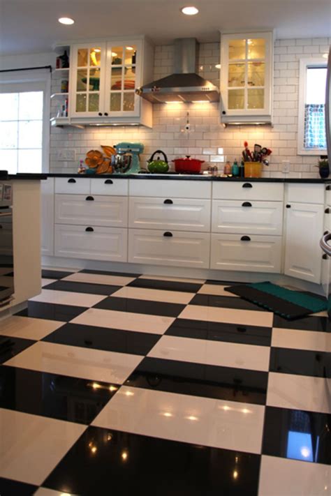 Inspiring 9 Best Black and White Kitchen Ideas To Make Your Kitchen Beautiful https://hroomy.c ...