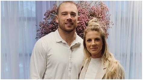 Julie Ertz's Husband Zach Posts Instagram Pics From WWC