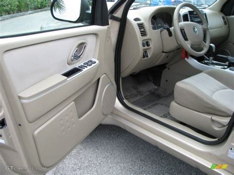 2007 Mercury Mariner Convenience interior Photo #62990612 | GTCarLot.com