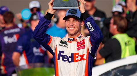 Denny Hamlin seeks 1st NASCAR Cup championship, more Phoenix magic