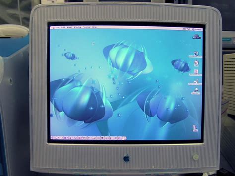 Apple Studio Display 17″ CRT – Apple Rescue of Denver