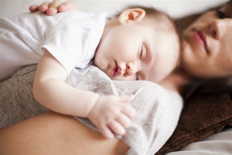 Sleep-Training Babies: It's O.K. to Let Infants Cry It Out at Bedtime | TIME.com