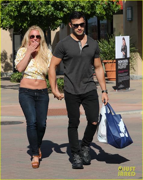 Britney Spears Speaks Out About Future Performances While Shopping With ...