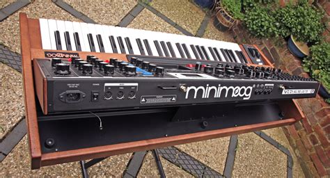 Moog Voyager XL | RL Music