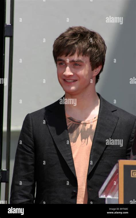 Daniel Radcliffe Harry Potter handprint, footprint, and wand ceremony ...